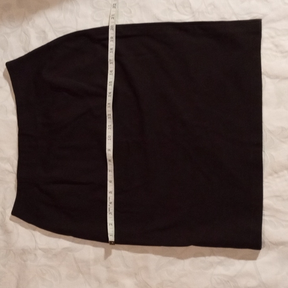 Eileen Fisher pull on skirt - Picture 2 of 7